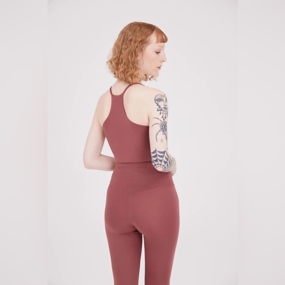 Girlfriend Collective | Ultralight Float Leggings - Picture 2 of 8
